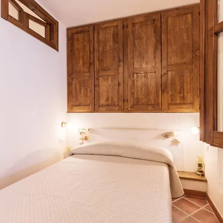 Domm'e Antoni * Baunei